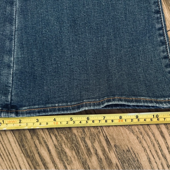 American Eagle flare jeans 6 as new - Picture 8 of 8